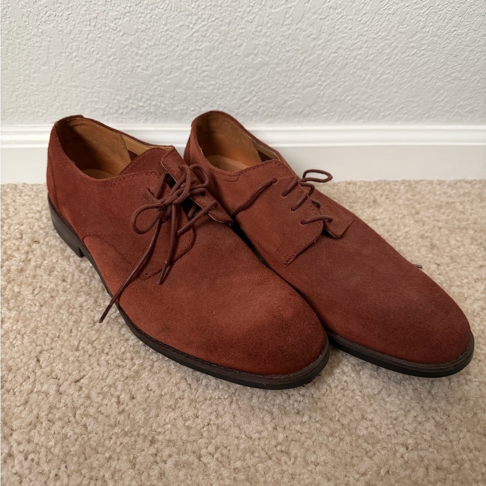 Clarks Men's Rich Brown Suede Oxfords